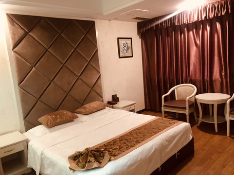 罗田百合花酒店