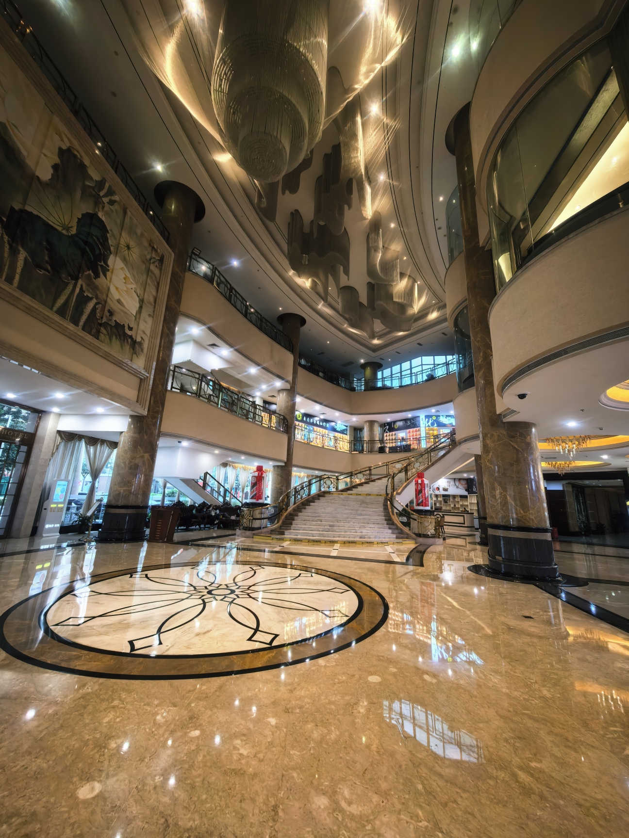 深圳君逸国际酒店（横岗四联地铁站店）-官方