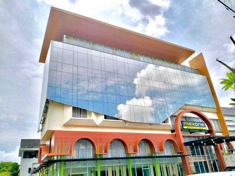 巨港麦克斯万酒店