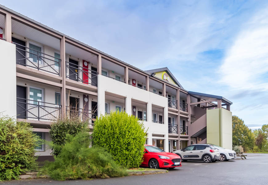 圣布里厄旅馆-官方