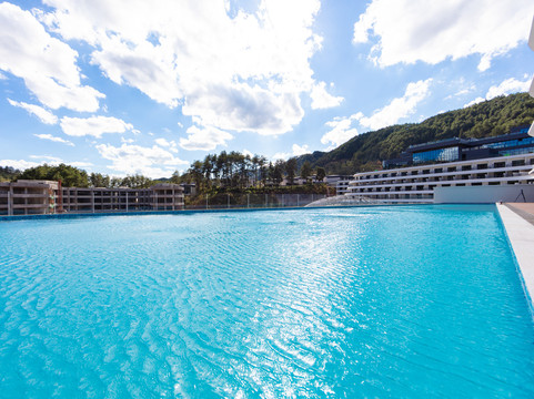 凤凰凤仙境温德姆至尊豪廷温泉酒店