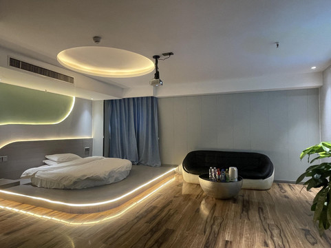 卡特创意酒店(襄城一峰城市广场店）