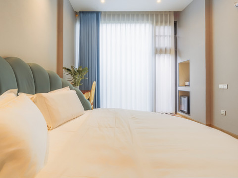 石棉凤翔浪琴湾主题酒店