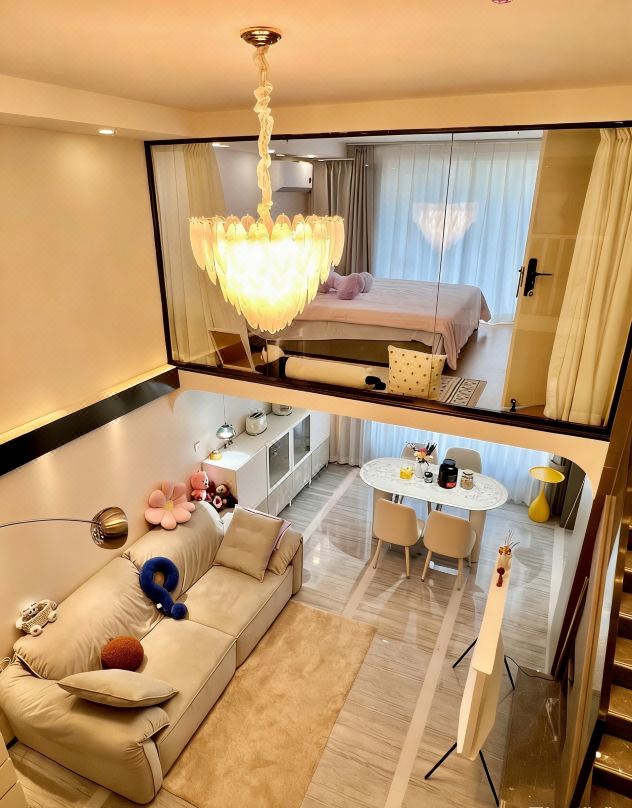 Warm May Latex Luxury Loft Cinema Apartment (Likao Yonghu International Fish Tail Bay Metro Store