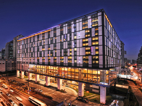 上海大酒店主图