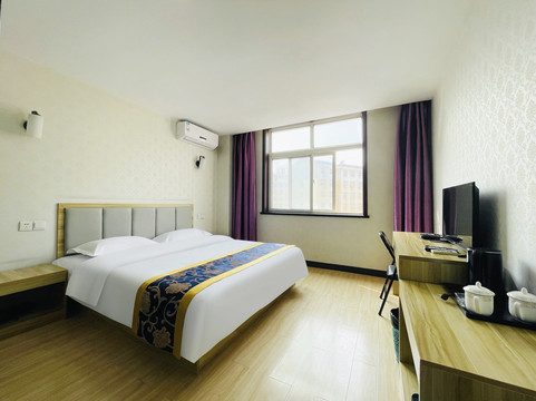 迁安家中家快捷酒店（东安悦购城店）