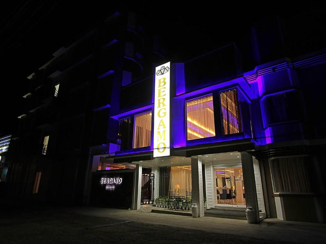 贝加莫酒店