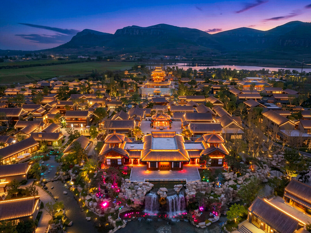 尼山鲁源酒店