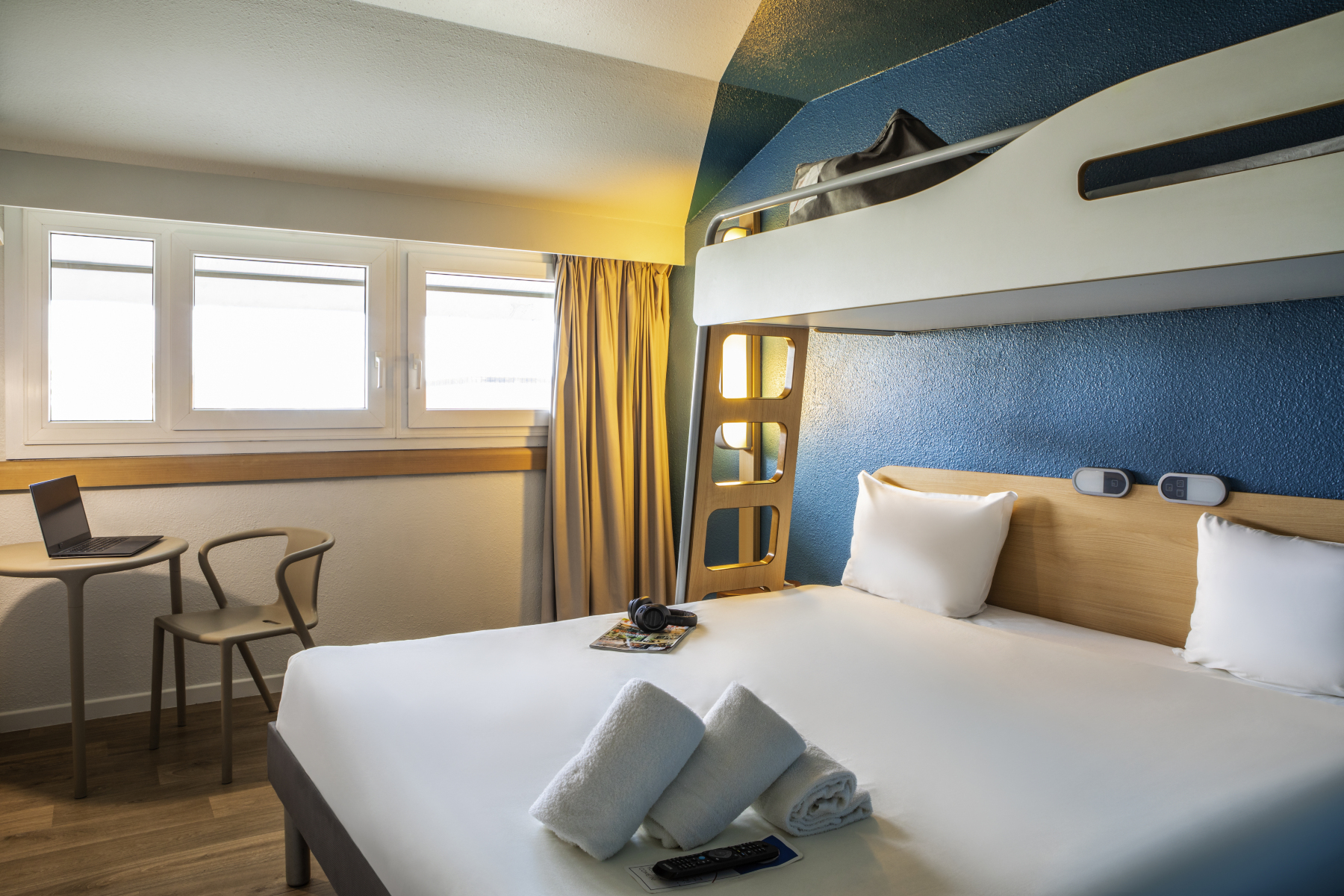 宜必思快捷巴黎庞坦门酒店-官方