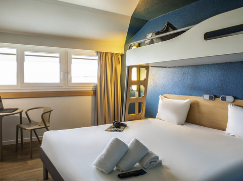 艾达普潘定门酒店