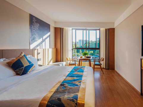 华英大酒店主图