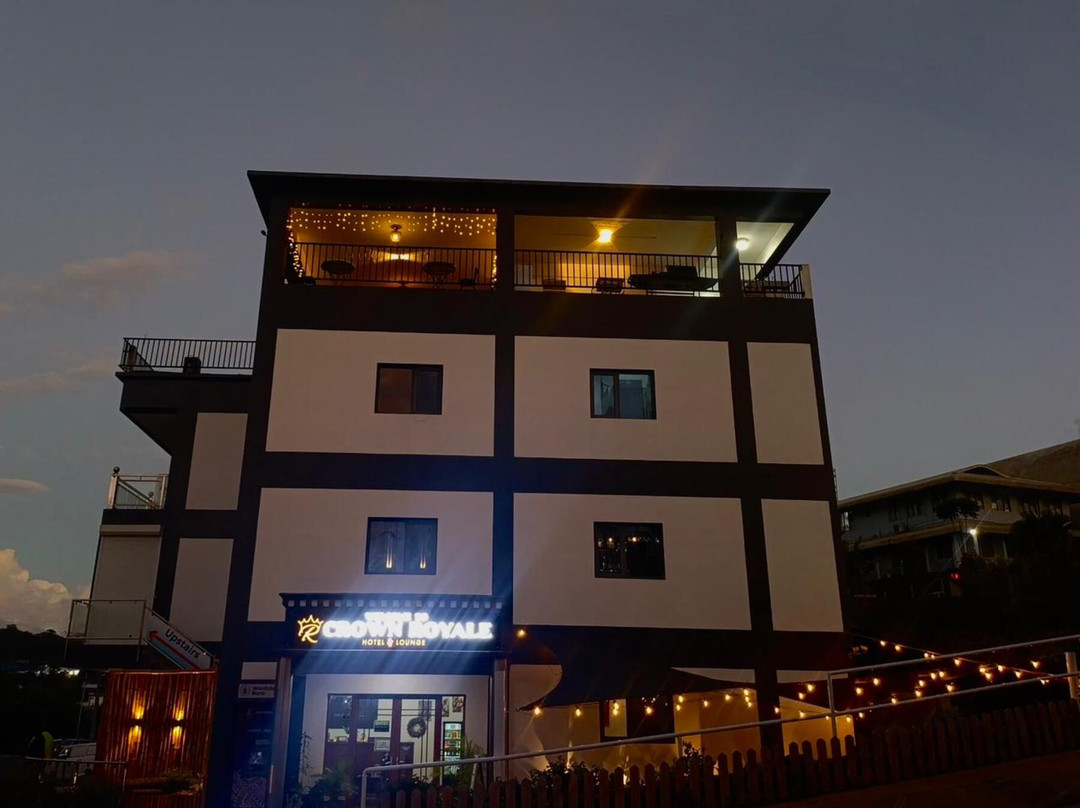 皇冠皇家酒店和酒廊