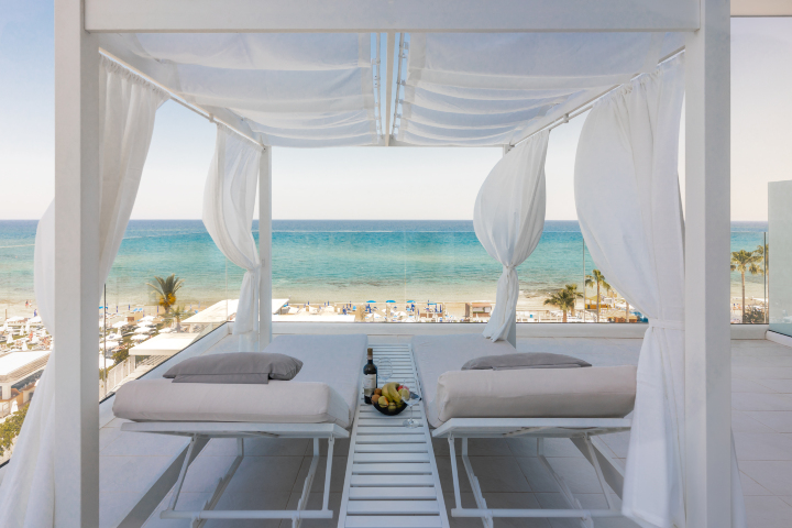 Flamingo Paradise Beach Hotel-官方