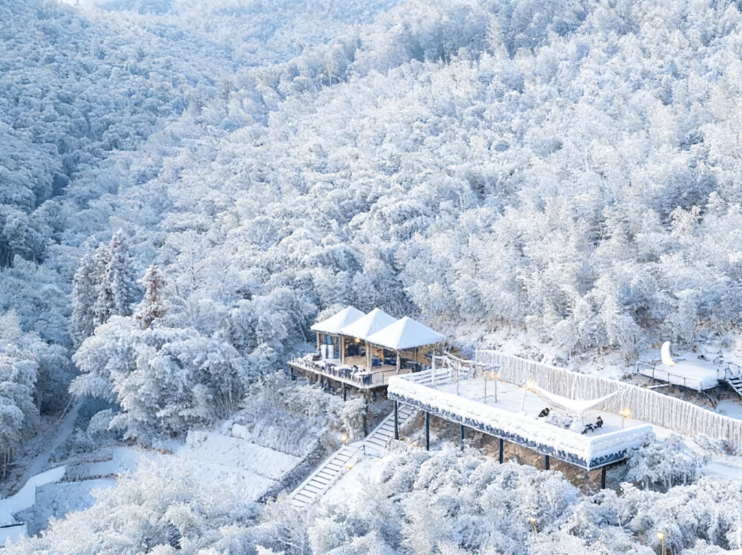 莫干山木木青舍·星空观景露营亲子度假美宿