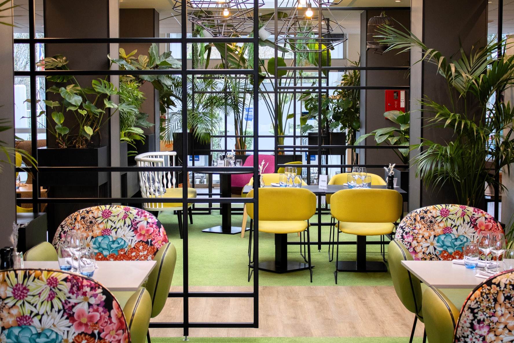 诺富特埃夫里库尔库罗讷酒店-官方