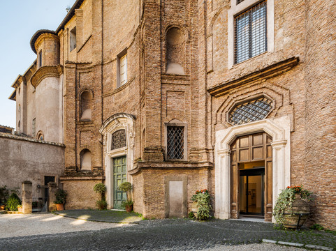 娜卡米拉斯维利酒店