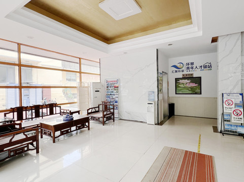 威海尚庭海快捷酒店（刘公岛旅游码头店）主图