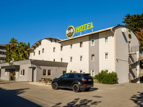 卢贝新城酒店住宿-B&B HOTEL Villeneuve-Loubet Plage