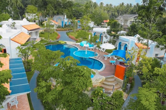 蒙特拉之家海滩度假村-班克拉-官方