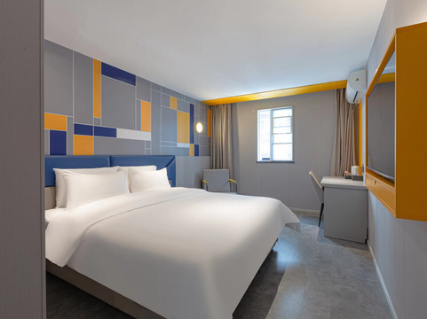 7天酒店(武汉大学广埠屯地铁站店)主图