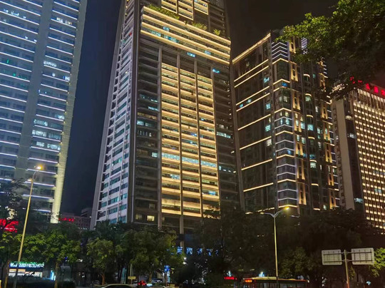 香榭丽宫酒店主图