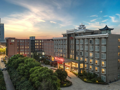 扬州恒春源大酒店（邗江万达广场店）主图