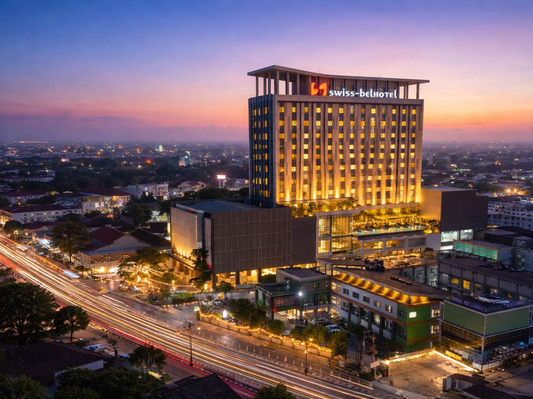 Karawang Regency酒店住宿-Swiss-Belhotel Karawang