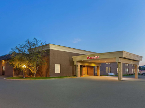 Waasis酒店住宿-Ramada by Wyndham Fredericton