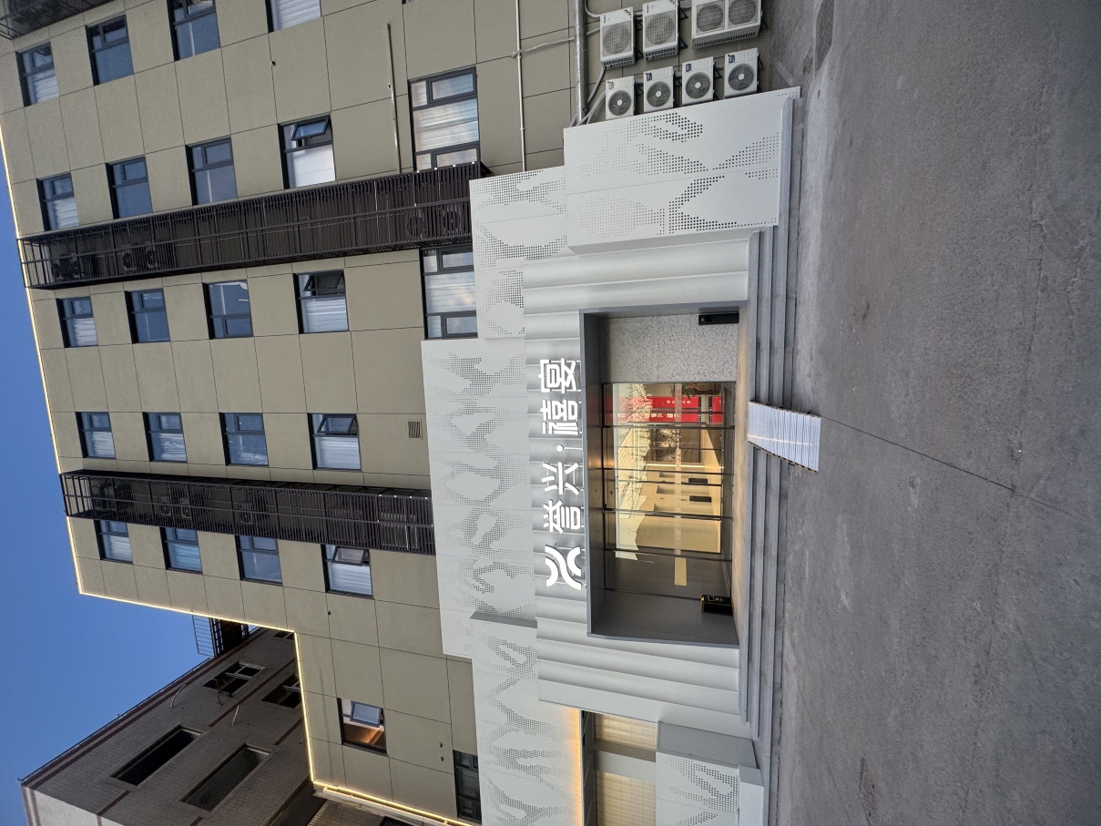 誉兴大酒店（昆山高铁南站柏庐南路店）-官方