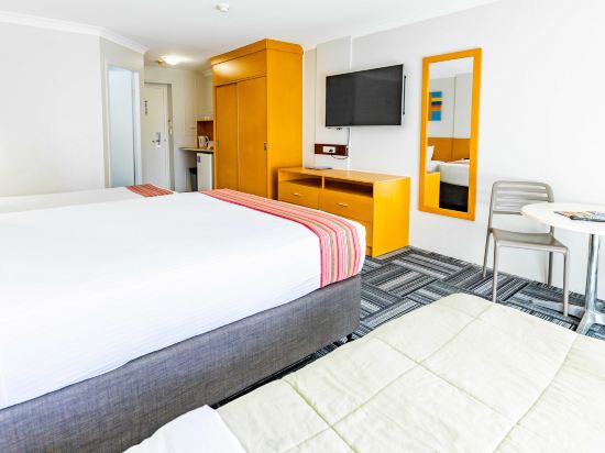 Paradise Resort Gold Coast Room Type - Astro Resort Room