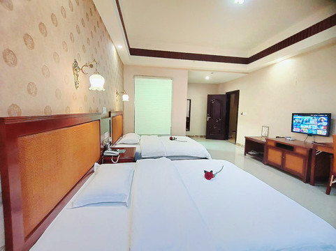 丘北银河酒店（椒莲广场店）