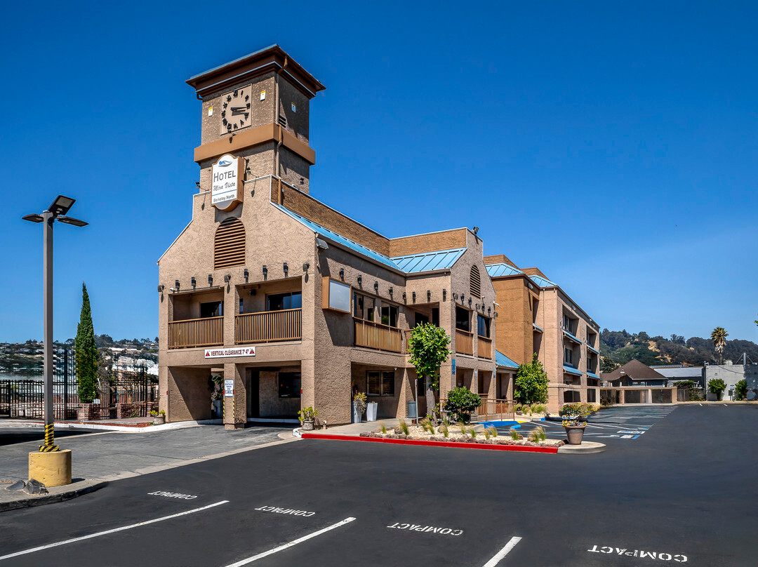 列治文酒店住宿-Hotel Mira Vista