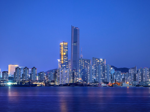 禧合酒店（大连东港商务区中山广场地铁站店）主图