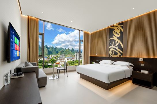 Yunlin Mountain Lodge (Yangshuo Yulong River Bamboo Raft Drifting Tour Jinlongqiao Branch)