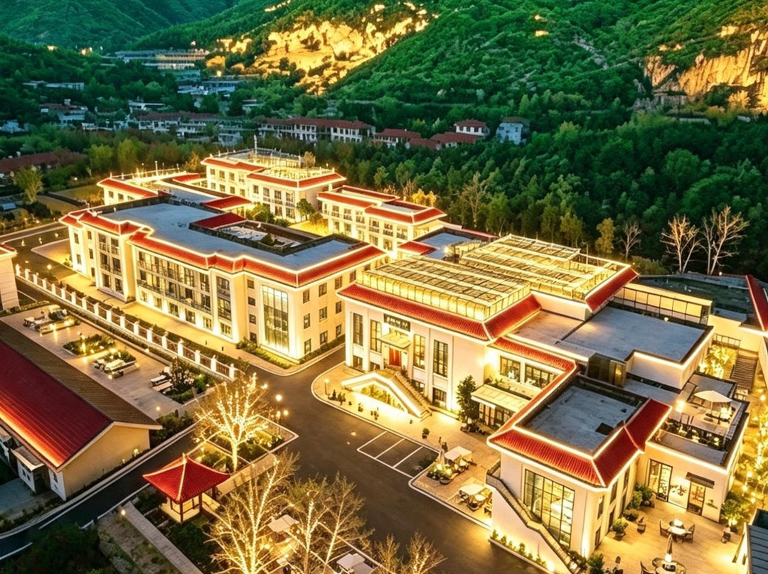 泰安通用风华度假中心(天外村红门景区店)