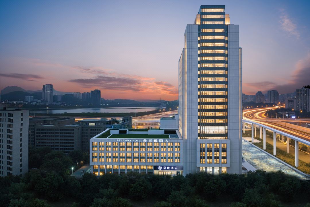 Starway Hotel (Wuhan Optics Valley baidu edifice)