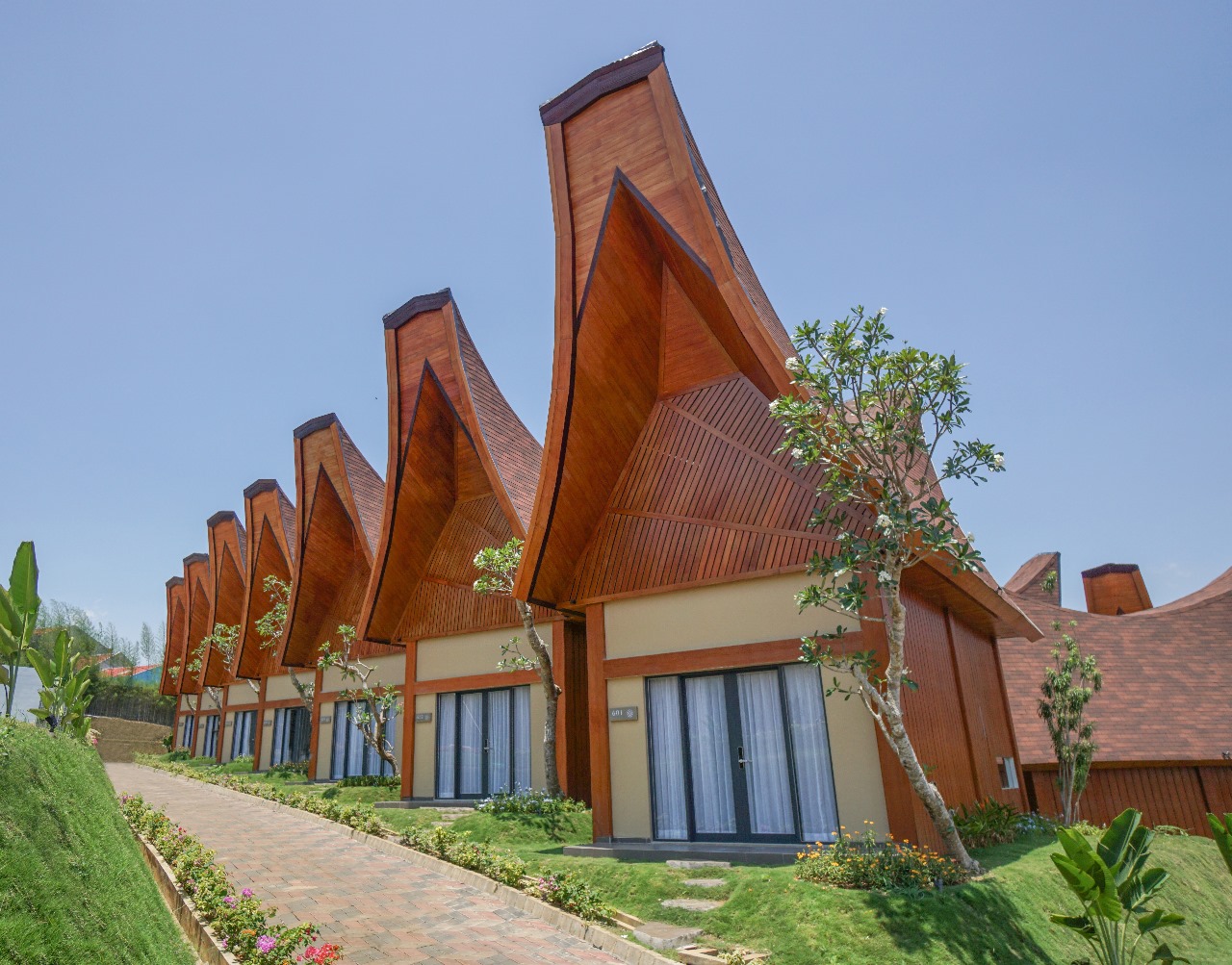 玛琅莎娜雅度假村-官方