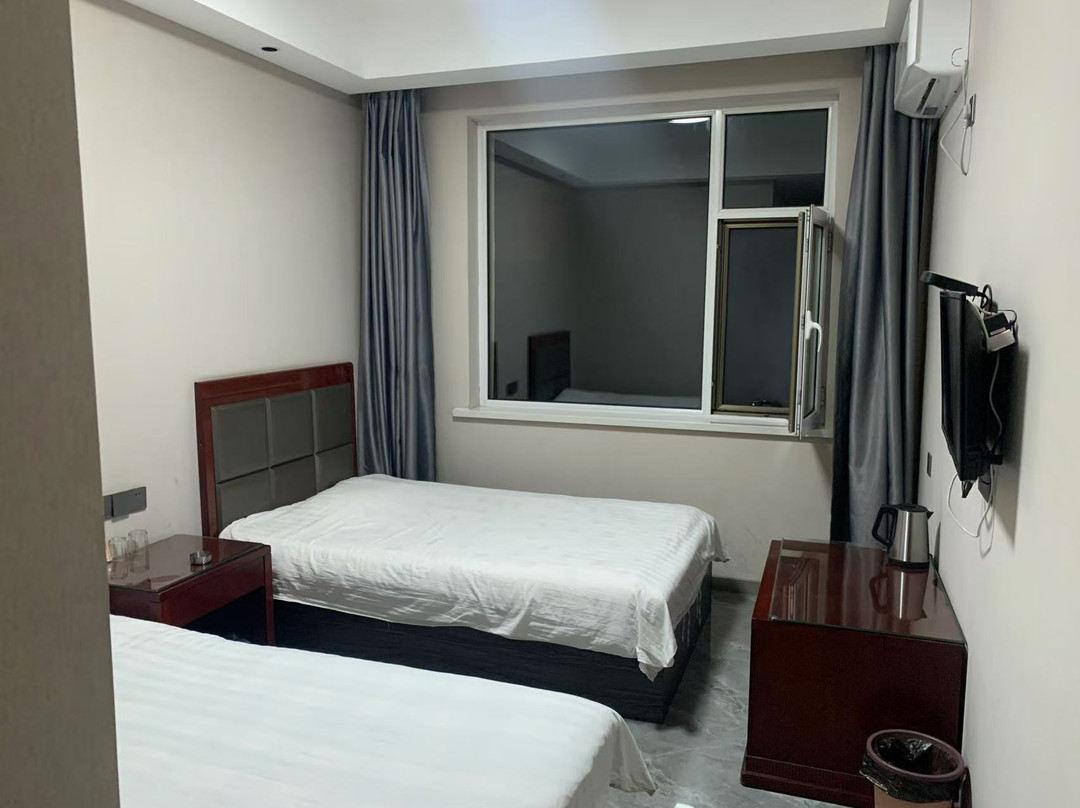 静乐汇峰宾馆
