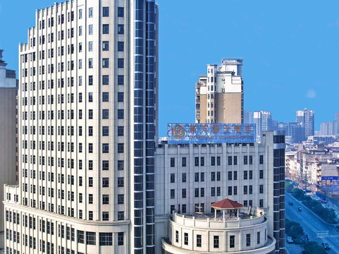 蕲春新万濠大酒店