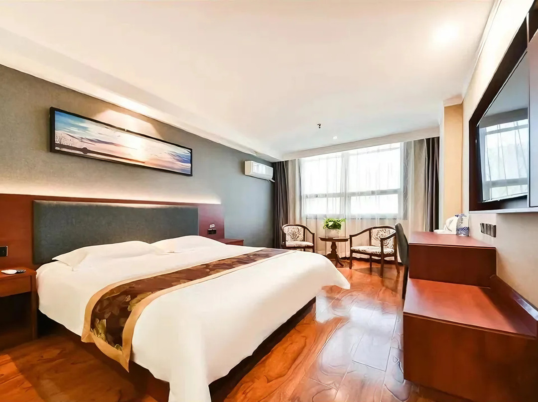 途窝假日酒店（乐平百大广场中医医院店）