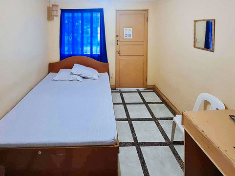 RedDoorz @ DLittle Egg Hostel Pangasinan