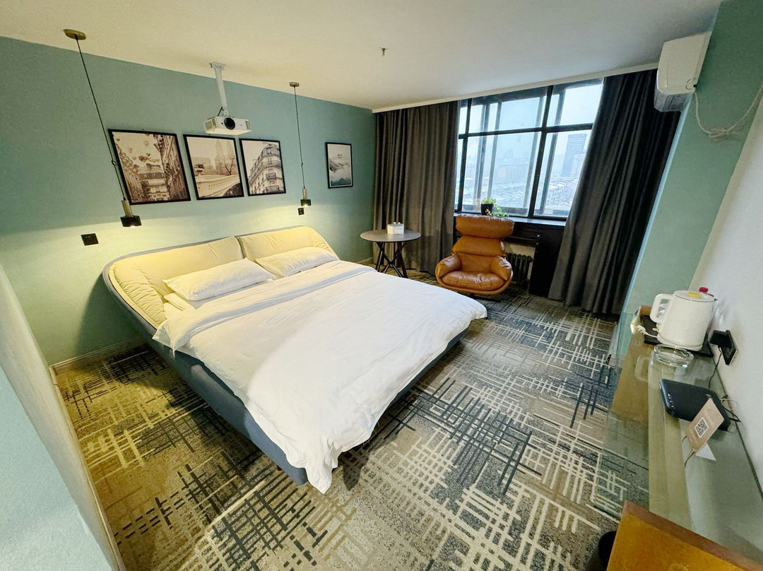 乌鲁木齐吉祥商务酒店（德汇万达广场店）