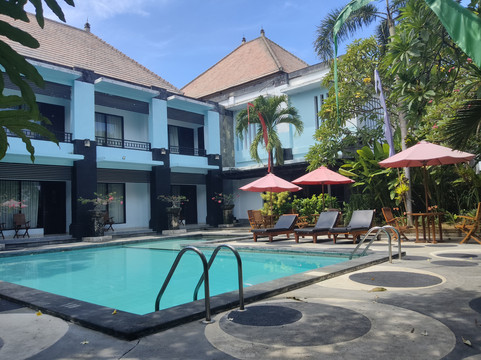 镭射水疗中心酒店