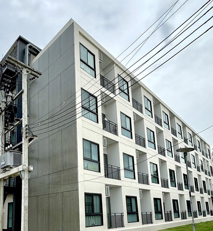Area 15 Hotel & Apartment