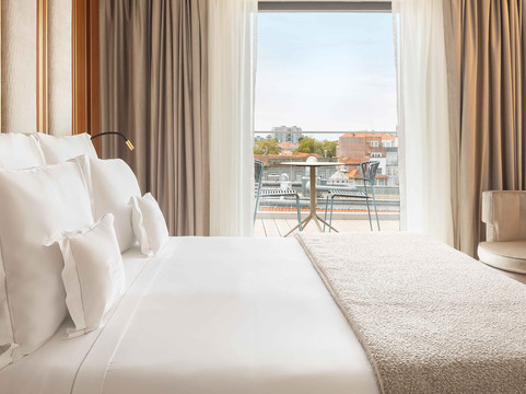 Wine & Books Hotels | Porto