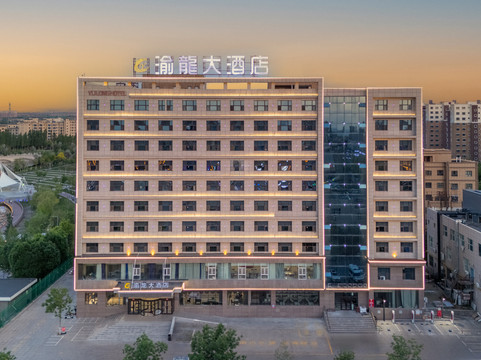 乌苏渝龙大酒店