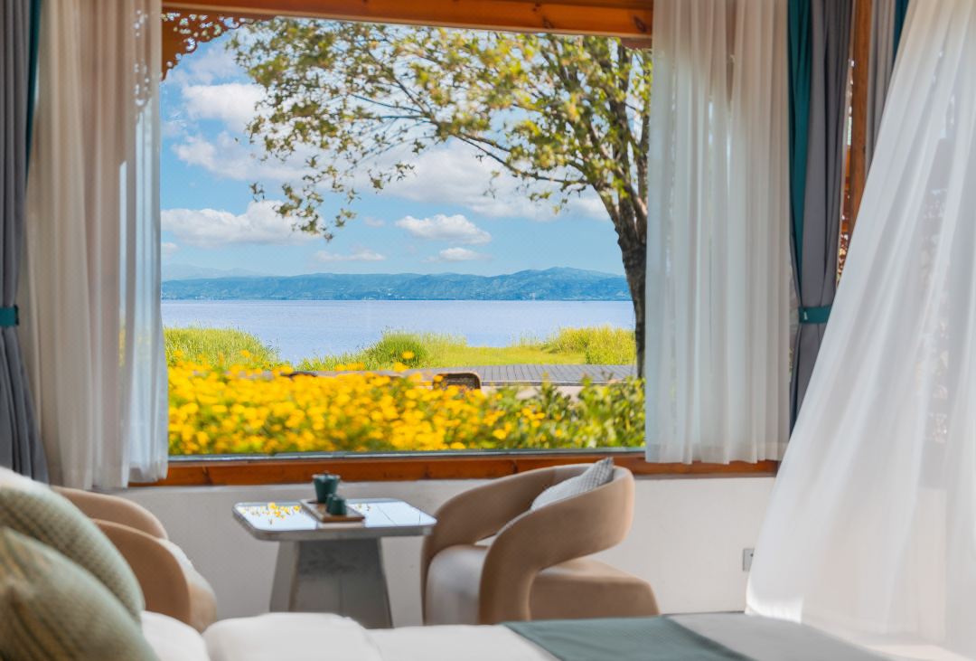 Dali Haishewan  inn (Xizhou Town Store)