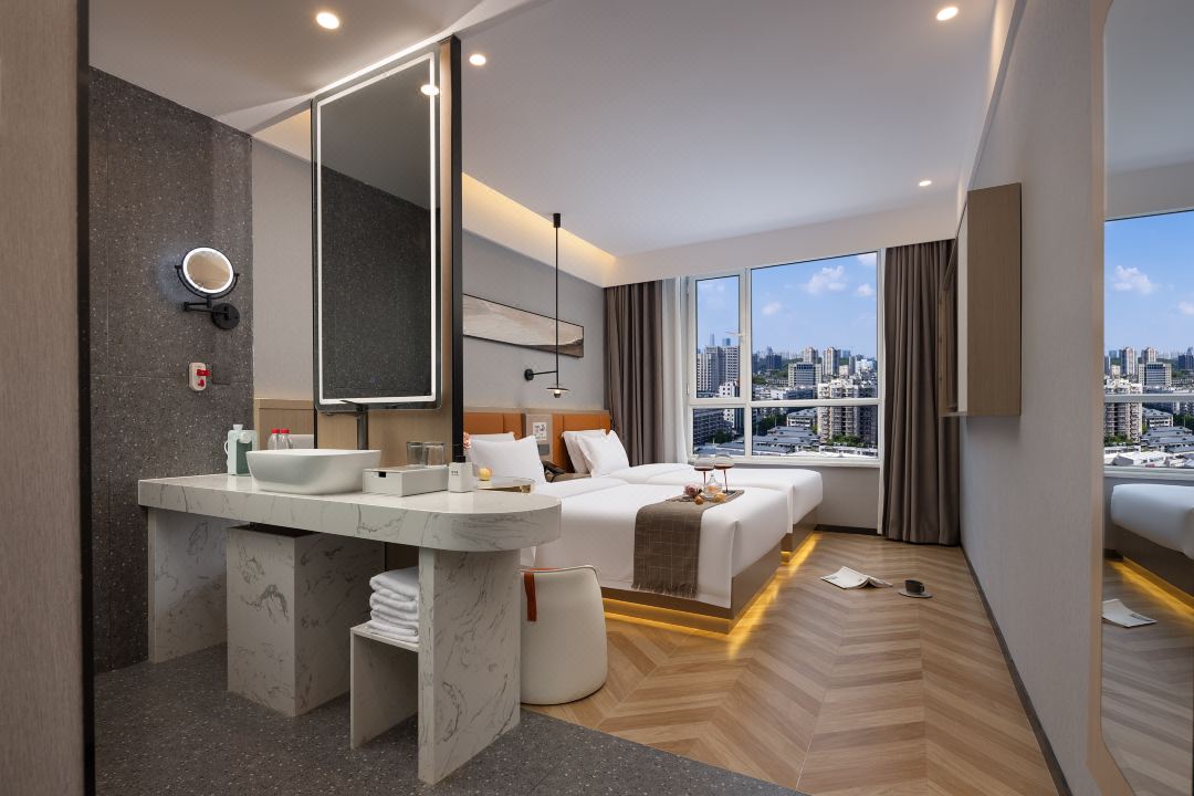 Domino Hotel