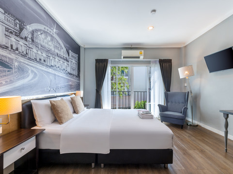 阿特华南蓬酒店主图