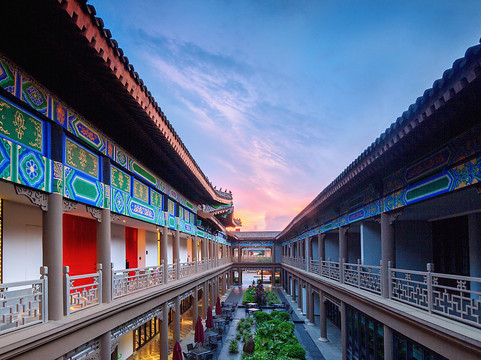 海口鸿洲埃德瑞皇家园林酒店